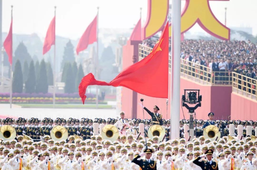 上海胜福建!朱世龙搂刘鹏,刘铮指导戴昊,三功臣淡定,大威狂笑